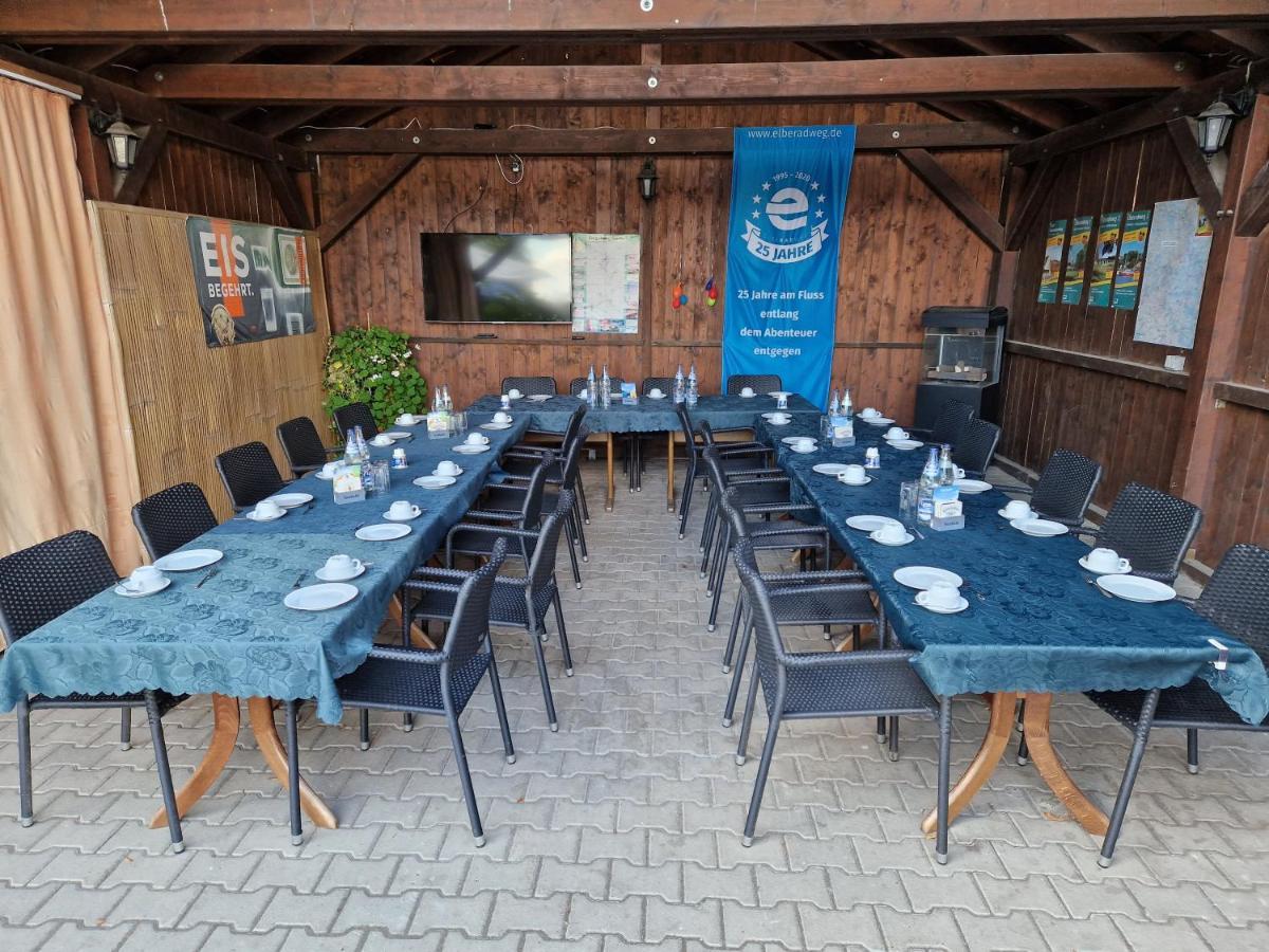 Gasthaus Kelly Magdeburgo Exterior foto